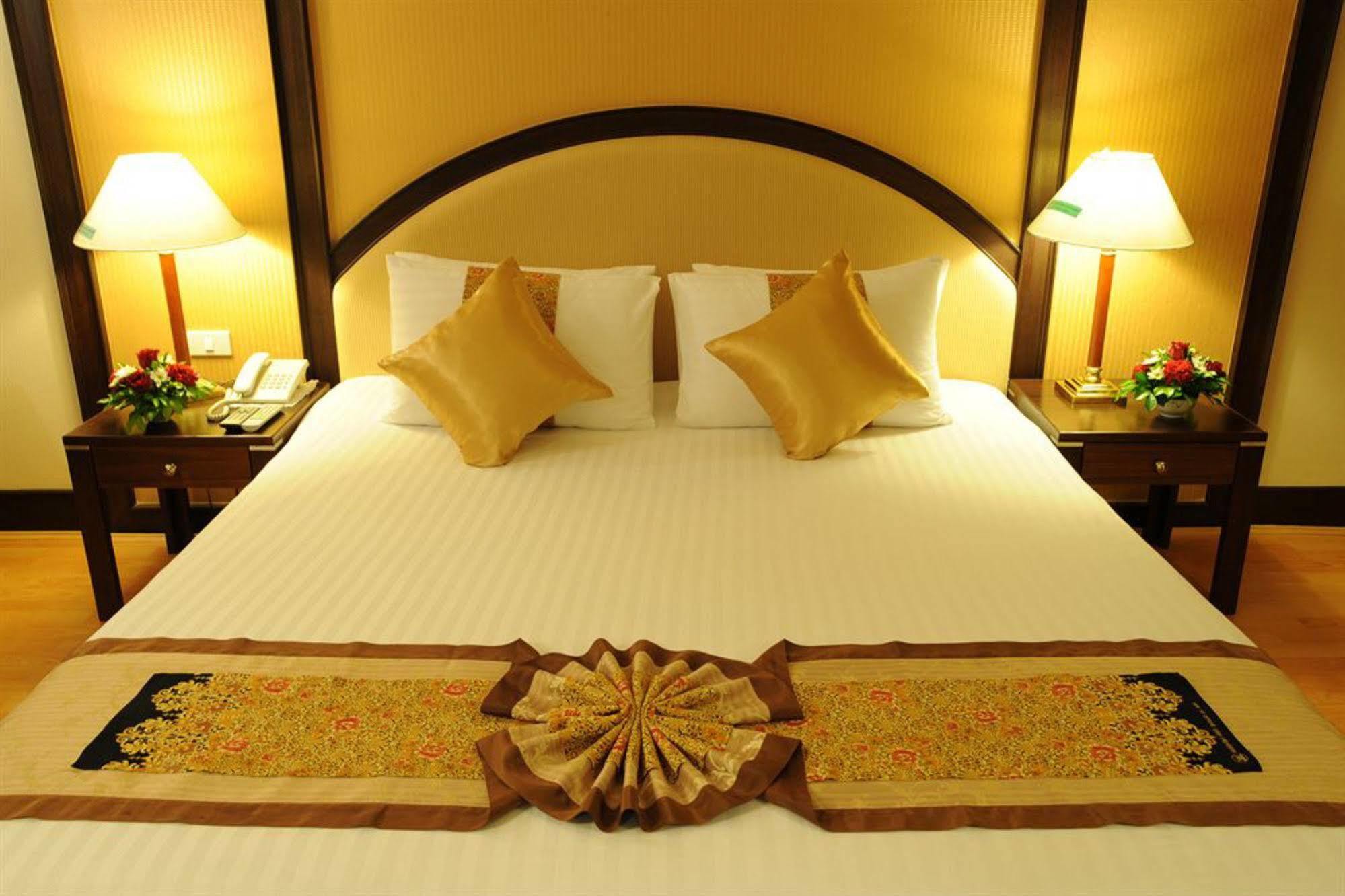 New Season Hotel Hat Yai Exterior foto